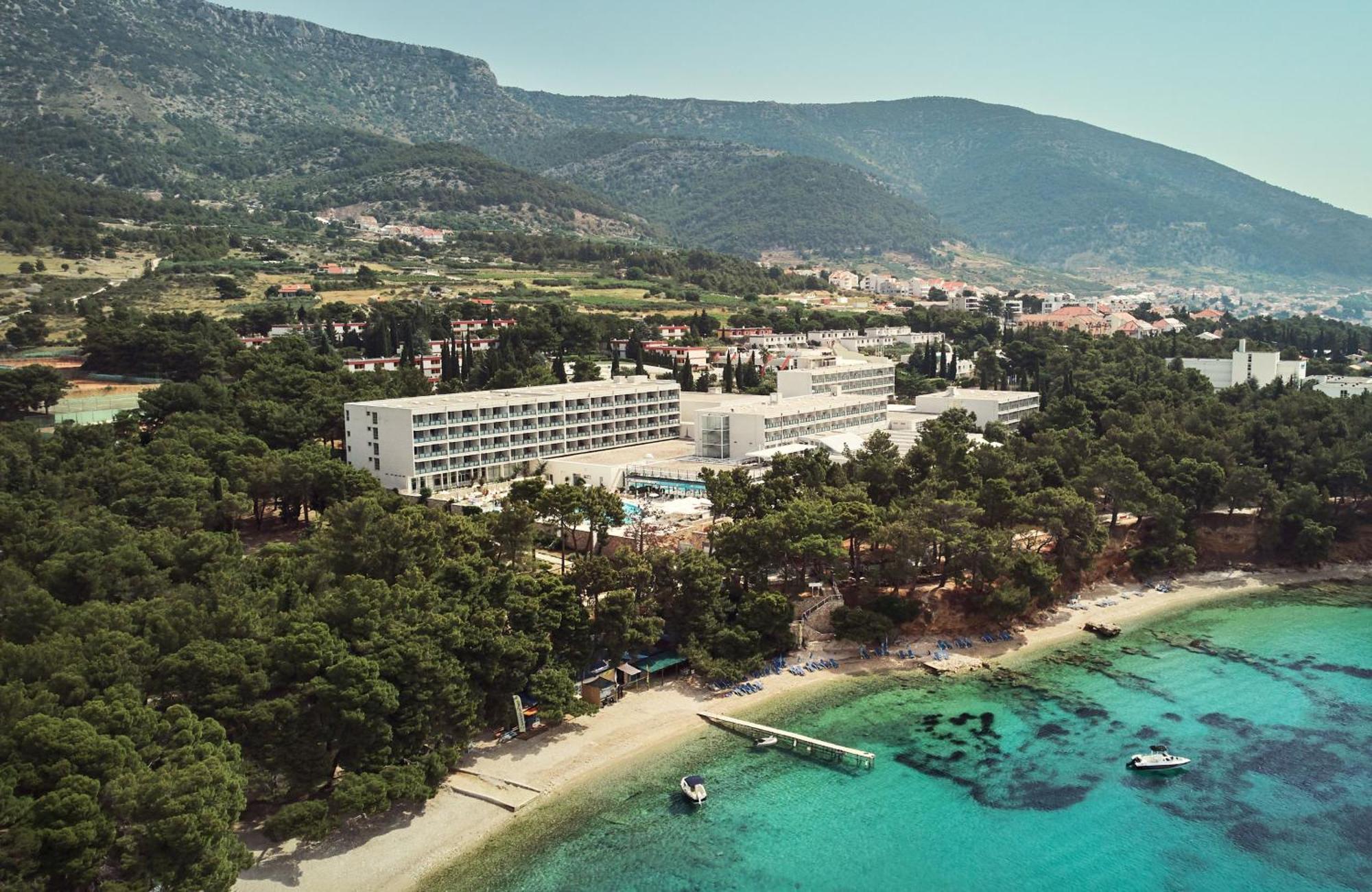 Bluesun Hotel Elaphusa Bol Exterior foto